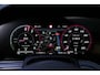 Volkswagen Touareg 3.0 TSi eHybrid 4MOTION R design | Luchtvering | Panoramisch schuifdak | Adaptieve Cruise Control | Head-up display | Soft close portieren | Leder "Puglia" "R-logo' zwart/ blauwe stikking |