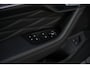 Volkswagen Touareg 3.0 TSi eHybrid 4MOTION R design | Luchtvering | Panoramisch schuifdak | Adaptieve Cruise Control | Head-up display | Soft close portieren | Leder "Puglia" "R-logo' zwart/ blauwe stikking |