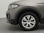 Volkswagen T-Cross Life Business 1.0 TSI 95 PK | Trekhaak | DAB+ | Airconditioning | Stoelverwarming | Side Assist | All Season Banden |