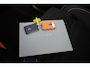 Volvo XC40 B4 Plus Dark | Panoramadak | Trekhaak | Verwarmbare voorstoelen, stuurwiel en voorruit | Premium audio by Harman Kardon | Apple carplay/Anrdoid auto | Adaptieve cruise control