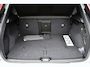 Volvo XC40 B4 Plus Dark | Panoramadak | Trekhaak | Verwarmbare voorstoelen, stuurwiel en voorruit | Premium audio by Harman Kardon | Apple carplay/Anrdoid auto | Adaptieve cruise control