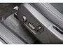 Volvo XC40 B4 Plus Dark | Panoramadak | Trekhaak | Verwarmbare voorstoelen, stuurwiel en voorruit | Premium audio by Harman Kardon | Apple carplay/Anrdoid auto | Adaptieve cruise control