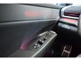 Volkswagen T-Roc 1.5 eTSI R-Line LED | Keyless | Navi | AWB 100% (Dealer) onderhouden label