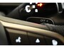 Volkswagen T-Roc 1.5 eTSI R-Line LED | Keyless | Navi | AWB 100% (Dealer) onderhouden label