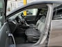 Renault Captur 1.3 TCe 140 Intens | Trekhaak | Stoel & stuur verwarming | Bose Audio | Voorruit verwarming | Navigatie groot |