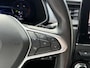 Renault Captur 1.3 TCe 140 Intens | Trekhaak | Stoel & stuur verwarming | Bose Audio | Voorruit verwarming | Navigatie groot |