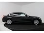 BMW 3-Serie 320i High Executive (PANORAMADAK, DEALER ONDERHOUDEN, STUUR-/STOELVERWARMING, SFEERVERLICHTING)