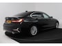BMW 3-Serie 320i High Executive (PANORAMADAK, DEALER ONDERHOUDEN, STUUR-/STOELVERWARMING, SFEERVERLICHTING)