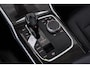 BMW 3-Serie 320i High Executive (PANORAMADAK, DEALER ONDERHOUDEN, STUUR-/STOELVERWARMING, SFEERVERLICHTING)