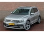 Volkswagen Tiguan 1.4 TSI Connected Series, 63.000km NAP, R-Line, Carplay, Lane Assist, PDC, Navigatie, DAB+.