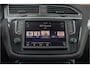 Volkswagen Tiguan 1.4 TSI Connected Series, 63.000km NAP, R-Line, Carplay, Lane Assist, PDC, Navigatie, DAB+.