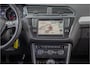 Volkswagen Tiguan 1.4 TSI Connected Series, 63.000km NAP, R-Line, Carplay, Lane Assist, PDC, Navigatie, DAB+.