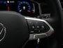 Volkswagen Polo R-Line 1.0 TSI 95 PK | LED Matrix IQ | Trekhaak | Panoramadak | Stoelverwarming | Achteruitrijcamera | Navigatie |
