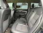 Volvo V70 1.6 T4 Momentum Automaat | Rijklaar incl garantie | Trekhaak Donker glas Stoelverwarming Spoiler