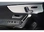 Mercedes-Benz CLA Shooting Brake 180 Business Solution AMG Autom Panodak Leder/Alcantara Navi Camera Clima Adaptieve Cruise