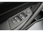 BMW 5-Serie Touring 520i High Executive Luxury Line NL-auto [ Adaptive Cruise Panoramadak Harman/Kardon El. Trekhaak 360 Camera ]
