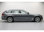 BMW 5-Serie Touring 520i High Executive Luxury Line NL-auto [ Adaptive Cruise Panoramadak Harman/Kardon El. Trekhaak 360 Camera ]