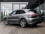 Porsche Cayenne 3.0 E-Hybrid Platinum Edition | SPORTDESIGN | SPORTCHRONO | PASM LUCHTVERING | PANORAMA/SCHUIF-KANTELDAK | INNODRIVE | 18-WEG STOELEN | HEAD-UP | ELEKTR.TREKHAAK | 22 INCH |