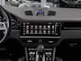 Porsche Cayenne 3.0 E-Hybrid Platinum Edition | SPORTDESIGN | SPORTCHRONO | PASM LUCHTVERING | PANORAMA/SCHUIF-KANTELDAK | INNODRIVE | 18-WEG STOELEN | HEAD-UP | ELEKTR.TREKHAAK | 22 INCH |
