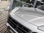Porsche Cayenne 3.0 E-Hybrid Platinum Edition | SPORTDESIGN | SPORTCHRONO | PASM LUCHTVERING | PANORAMA/SCHUIF-KANTELDAK | INNODRIVE | 18-WEG STOELEN | HEAD-UP | ELEKTR.TREKHAAK | 22 INCH |