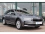 Skoda Octavia Combi Business Edition | Achteruitrijcamera | Chromen grille | Cruise control met speedlimiter