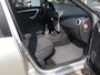 Dacia Sandero 1.6 Lauréate met airco + trekhaak apk  29-11-2026