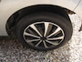 Dacia Sandero 1.6 Lauréate met airco + trekhaak apk  29-11-2026