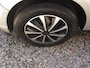 Dacia Sandero 1.6 Lauréate met airco + trekhaak apk  29-11-2026