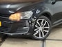 Volkswagen Golf 1.2 TSI Connected Series | 110PK | 6-bak | Navi | Climatronic | Stoelverwarming | Parkeersensoren | App-Connect