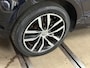 Volkswagen Golf 1.2 TSI Connected Series | 110PK | 6-bak | Navi | Climatronic | Stoelverwarming | Parkeersensoren | App-Connect