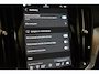 Volvo V60 B4 197PK Plus Dark | Trekhaak | Leder | Schuifdak |