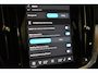 Volvo V60 B4 197PK Plus Dark | Trekhaak | Leder | Schuifdak |