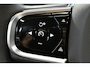 Volvo V60 B4 197PK Plus Dark | Trekhaak | Leder | Schuifdak |