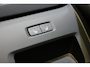Volvo V60 B4 197PK Plus Dark | Trekhaak | Leder | Schuifdak |
