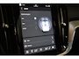 Volvo V60 B4 197PK Plus Dark | Trekhaak | Leder | Schuifdak |