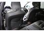 Volvo V60 B4 197PK Plus Dark | Trekhaak | Leder | Schuifdak |