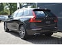Volvo XC60 T5 AWD Inscription | Luchtvering | Panoramisch Schuif-/Kanteldak | Semi Elektrische Trekhaak | AWD | Geventileerd Leder | Head Up Display | Full Map Navigatie | Lederlook Dashboard | Elektrische Achterklep | BLIS | Adaptieve Cruise Control | 360 Graden Camera |