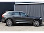 Volvo XC60 T5 AWD Inscription | Luchtvering | Panoramisch Schuif-/Kanteldak | Semi Elektrische Trekhaak | AWD | Geventileerd Leder | Head Up Display | Full Map Navigatie | Lederlook Dashboard | Elektrische Achterklep | BLIS | Adaptieve Cruise Control | 360 Graden Camera |