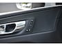 Volvo XC60 T5 AWD Inscription | Luchtvering | Panoramisch Schuif-/Kanteldak | Semi Elektrische Trekhaak | AWD | Geventileerd Leder | Head Up Display | Full Map Navigatie | Lederlook Dashboard | Elektrische Achterklep | BLIS | Adaptieve Cruise Control | 360 Graden Camera |