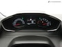 Peugeot 208 1.2 PureTech Active Pack (APPLE CARPLAY,LED VERLICHTING,CLIMATE,CRUISE,TREKHAAK,PARKEERSENSOREN,LM-VELGEN,TOPCONDITIE)