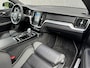 Volvo V60 2.0 T8 Twin Engine AWD R-Design | Pano | Dodehoekassistent | Carplay | Harman Kardon | Rijhulp | Rijstrookassistent |