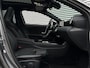 Mercedes-Benz A-klasse 250 Premium I Aut. I AMG I Leder I Pano.dak I Leder I Camera I Carplay
