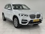 BMW X3 xDrive20i High Executive Edition XLINE | ACHTERUITRIJCAMERA | PARKEERSENSOREN RONDOM | STOELVERWARMING | 2000 KG TREKGEWICHT |