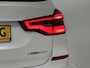 BMW X3 xDrive20i High Executive Edition XLINE | ACHTERUITRIJCAMERA | PARKEERSENSOREN RONDOM | STOELVERWARMING | 2000 KG TREKGEWICHT |