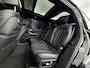 BMW X7 xDrive40i M-Pakket 7 Pers Panodak|Skylounge|Luchtvering Saphire Zwart!
