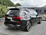 BMW X7 xDrive40i M-Pakket 7 Pers Panodak|Skylounge|Luchtvering Saphire Zwart!