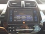 Toyota Prius 1.8 Full Hybrid 122PK Aut Active | Navi | BT | Cruise & Climate Control | Camera achter | Parkeersensoren v+a | Trekhaak | Draadloze telefoonoplader
