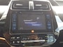 Toyota Prius 1.8 Full Hybrid 122PK Aut Active | Navi | BT | Cruise & Climate Control | Camera achter | Parkeersensoren v+a | Trekhaak | Draadloze telefoonoplader