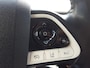 Toyota Prius 1.8 Full Hybrid 122PK Aut Active | Navi | BT | Cruise & Climate Control | Camera achter | Parkeersensoren v+a | Trekhaak | Draadloze telefoonoplader