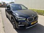 BMW X1 xDrive20i High Executive / AUTOMAAT / LEER / NAVI / CRUISE / TREKHAAK / 105dkm!